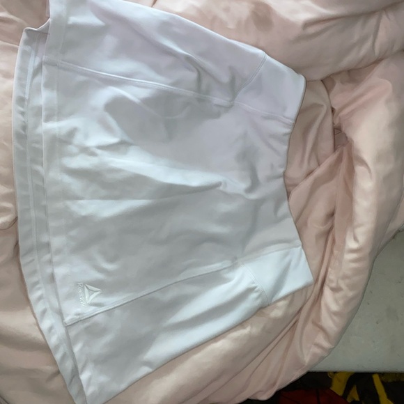 Skort - Picture 1 of 3